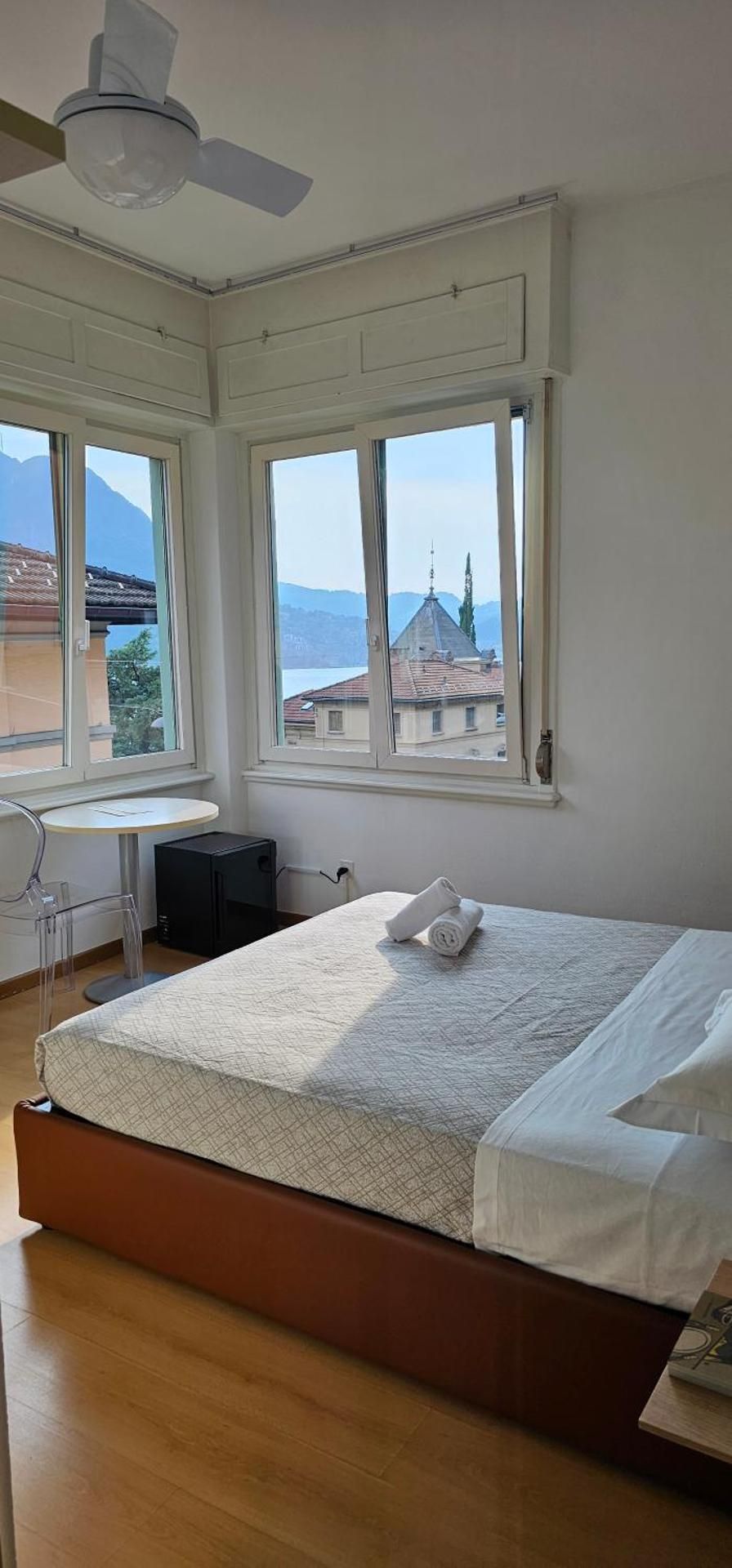 Double Room with Lake View