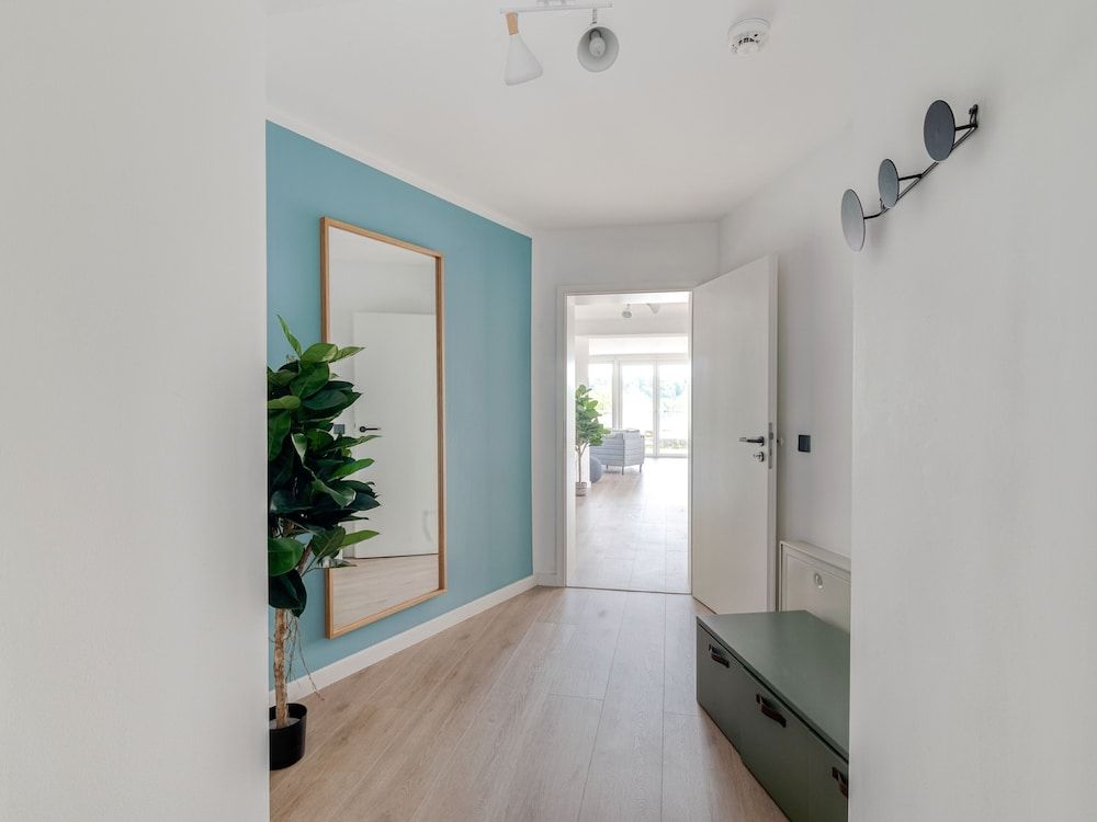 Limehome Wolfsburg Porschestraße Three-Bedroom Suite with terrace 7