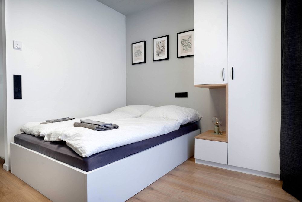 Comfort Studio, 1 Queen Bed, Balcony