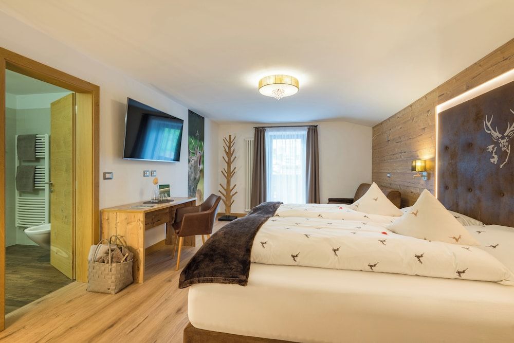 Comfort Double Room (with 2 extra beds)