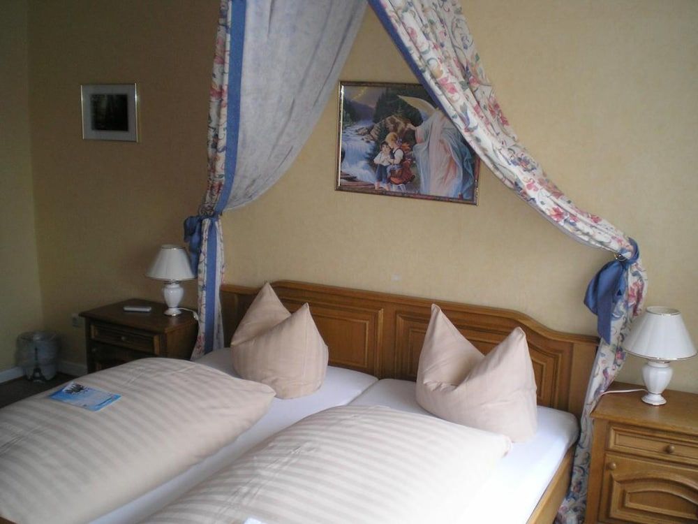 Hotel Restaurant Zum Postillion Double Room non smoking 2