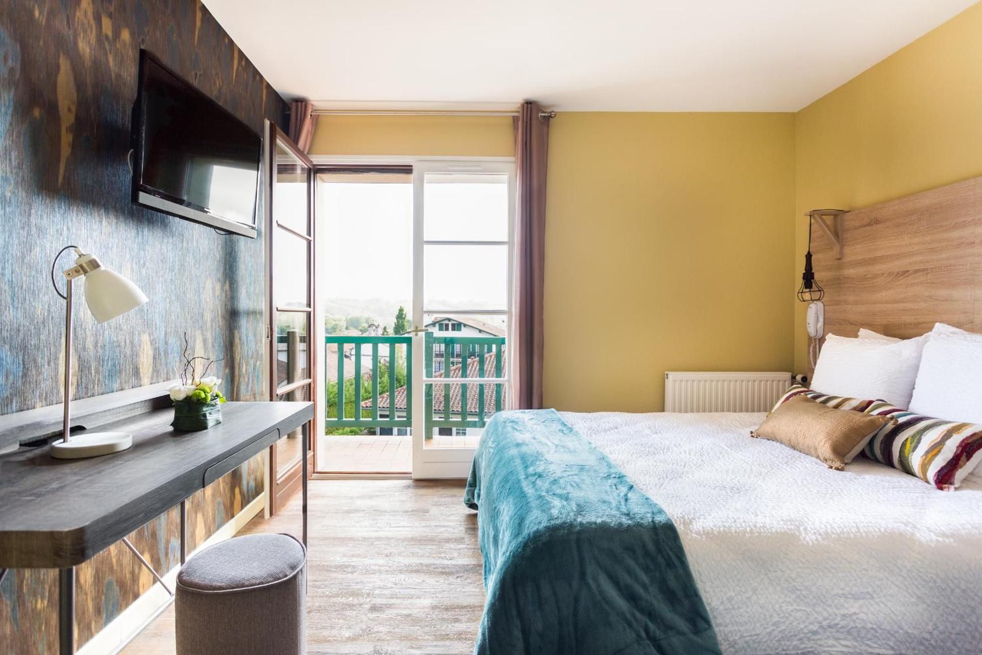 Double Room with Balcony
