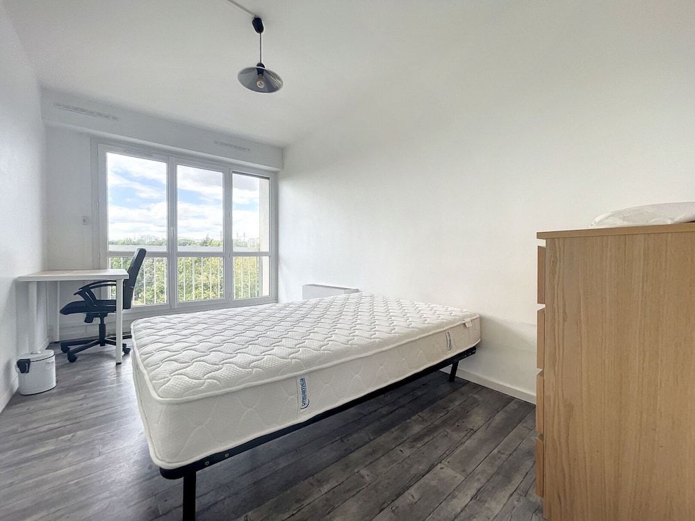 Superior Room, City View