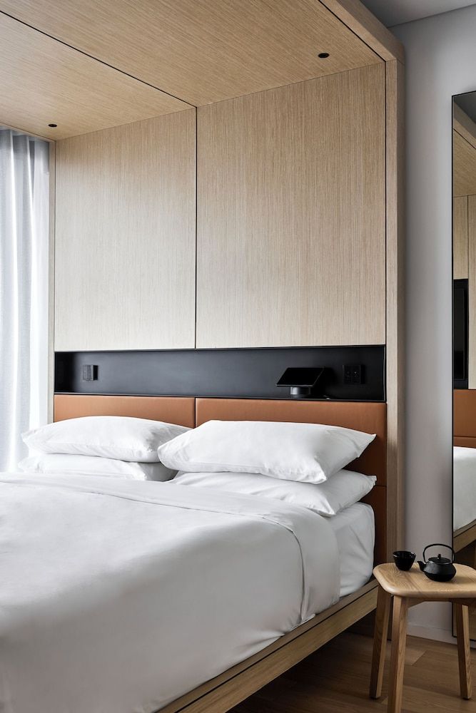 Little National Hotel Newcastle Superior Apartment, 1 King Bed with Sofa bed