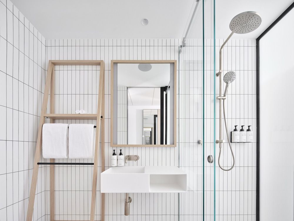 Little National Hotel Newcastle Standard Room, 1 King Bed 4