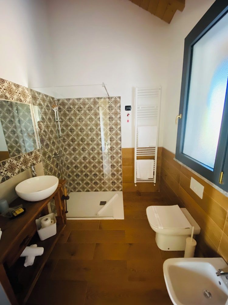 Cascina Mora Bassa Royal Room 5