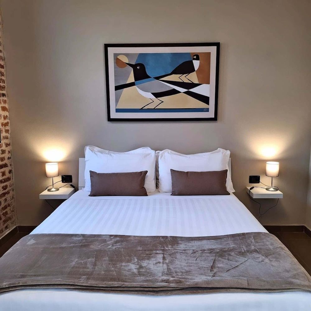 Cascina Mora Bassa Deluxe Room 3