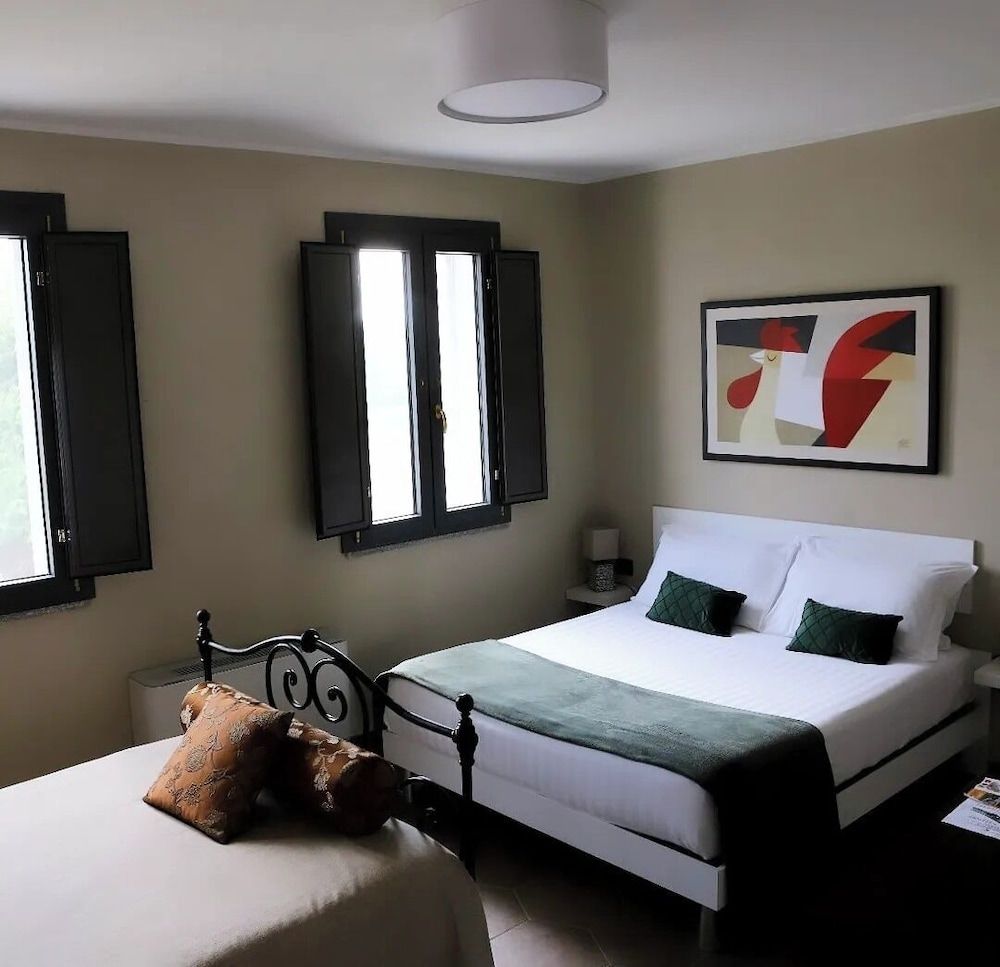 Cascina Mora Bassa Royal Room 3