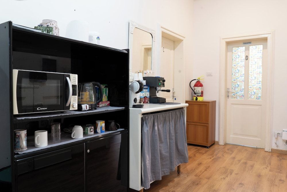 La Fenice A.C. Business Triple Room 17