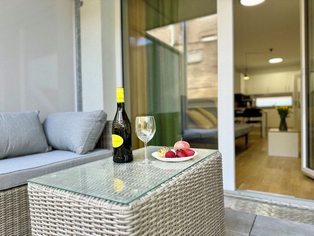 Reload by BestChoice - Parking - Self Check-in Family Studio Suite, Balcony, Courtyard View 6