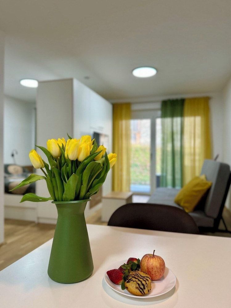 Reload by BestChoice - Parking - Self Check-in Family Studio Suite, Balcony, Courtyard View 10