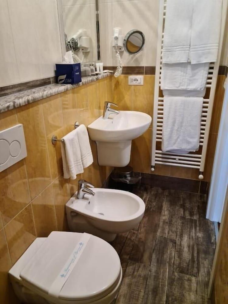 B&B Joan's Heritage Comfort Double Room 4