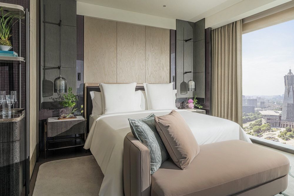 Executive Room, 1 King Bed (Four Seasons)