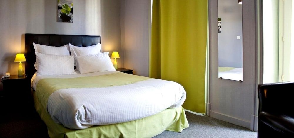 Hôtel de la Poste Standard Double Room 4