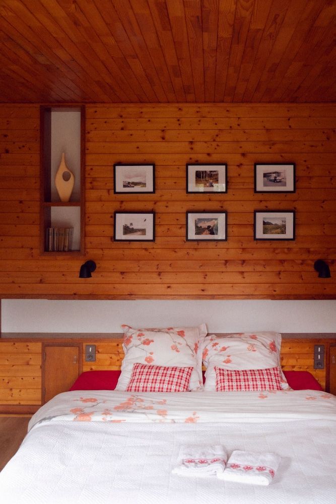 Panoramic Double Room, Shared Bathroom, Mountain View (Chambre Verte)
