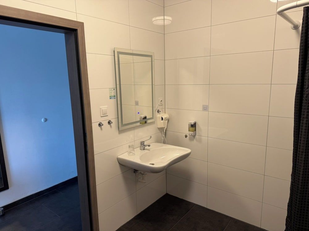 Hotel Ayhan Double or Twin Room, Mobility Accessible, Terrace 5