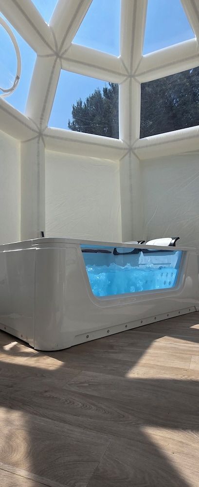 Bubble Glamping Sicily Luxury Tent 2