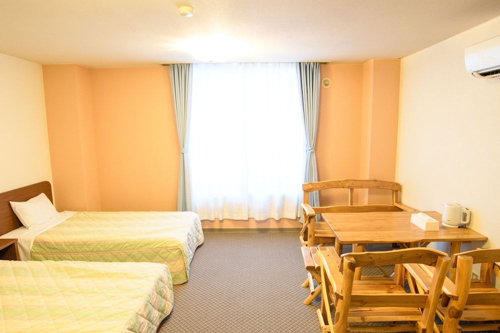 Basic Triple Room(Electronic Cigarette OK)