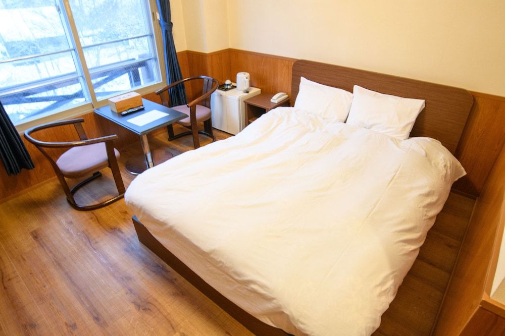 Basic Double Room(Electronic Cigarette OK)