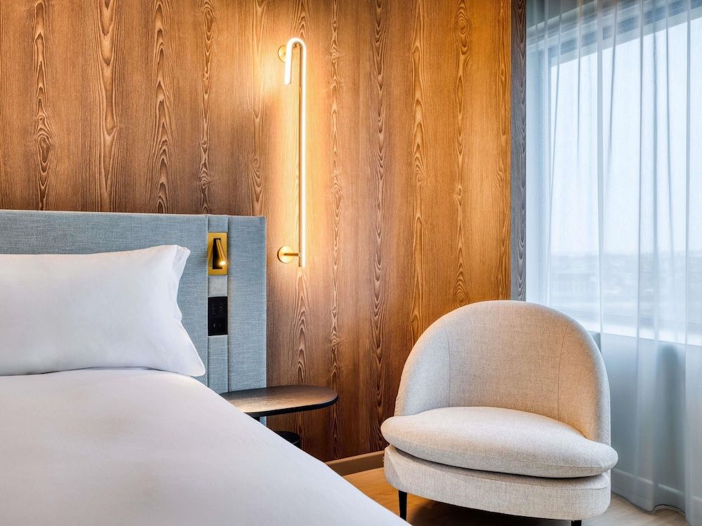 Mövenpick hotel Brussels Airport Junior Suite, 1 Double Bed 3