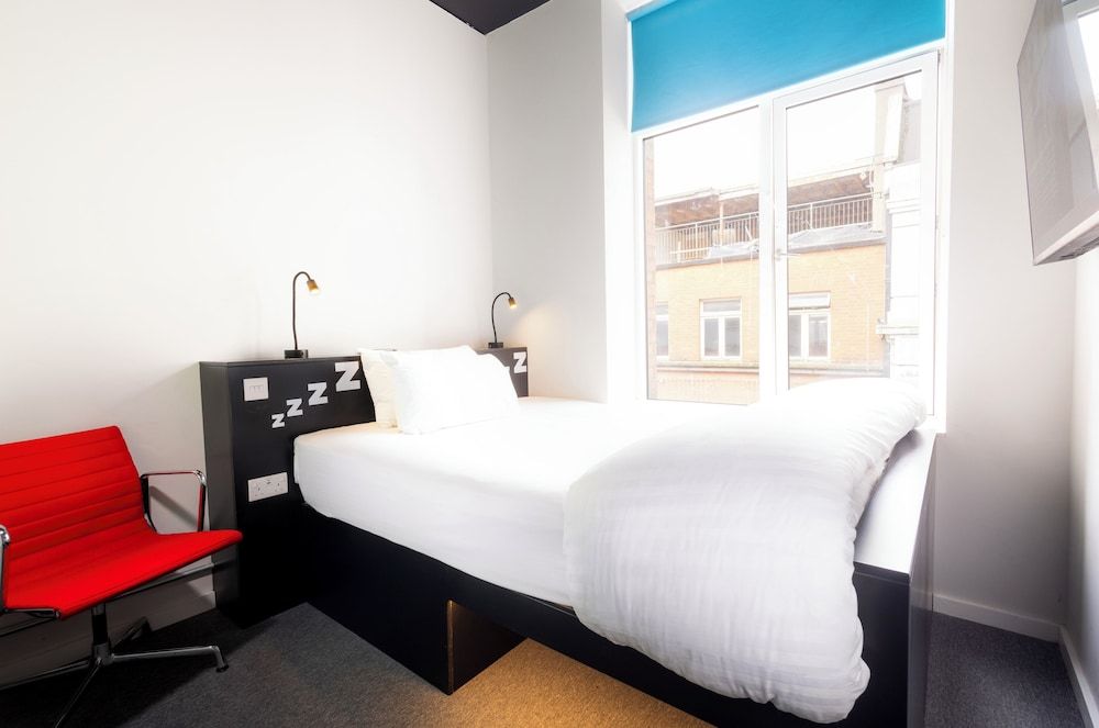 Standard Room, Non Smoking, Private Bathroom