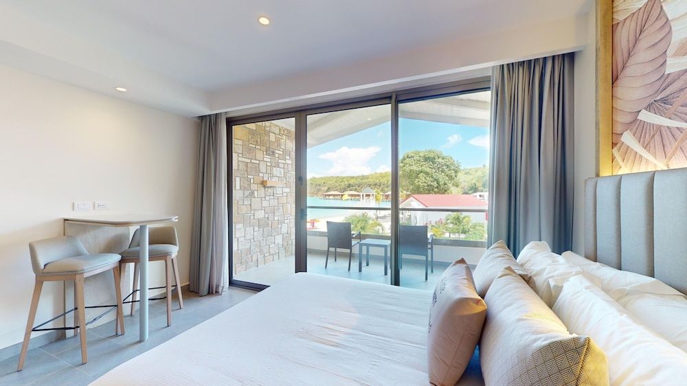 Luxury Ocean View Room King