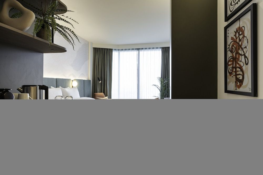 voco Brussels City North by IHG Standard Room, 1 King Bed 15