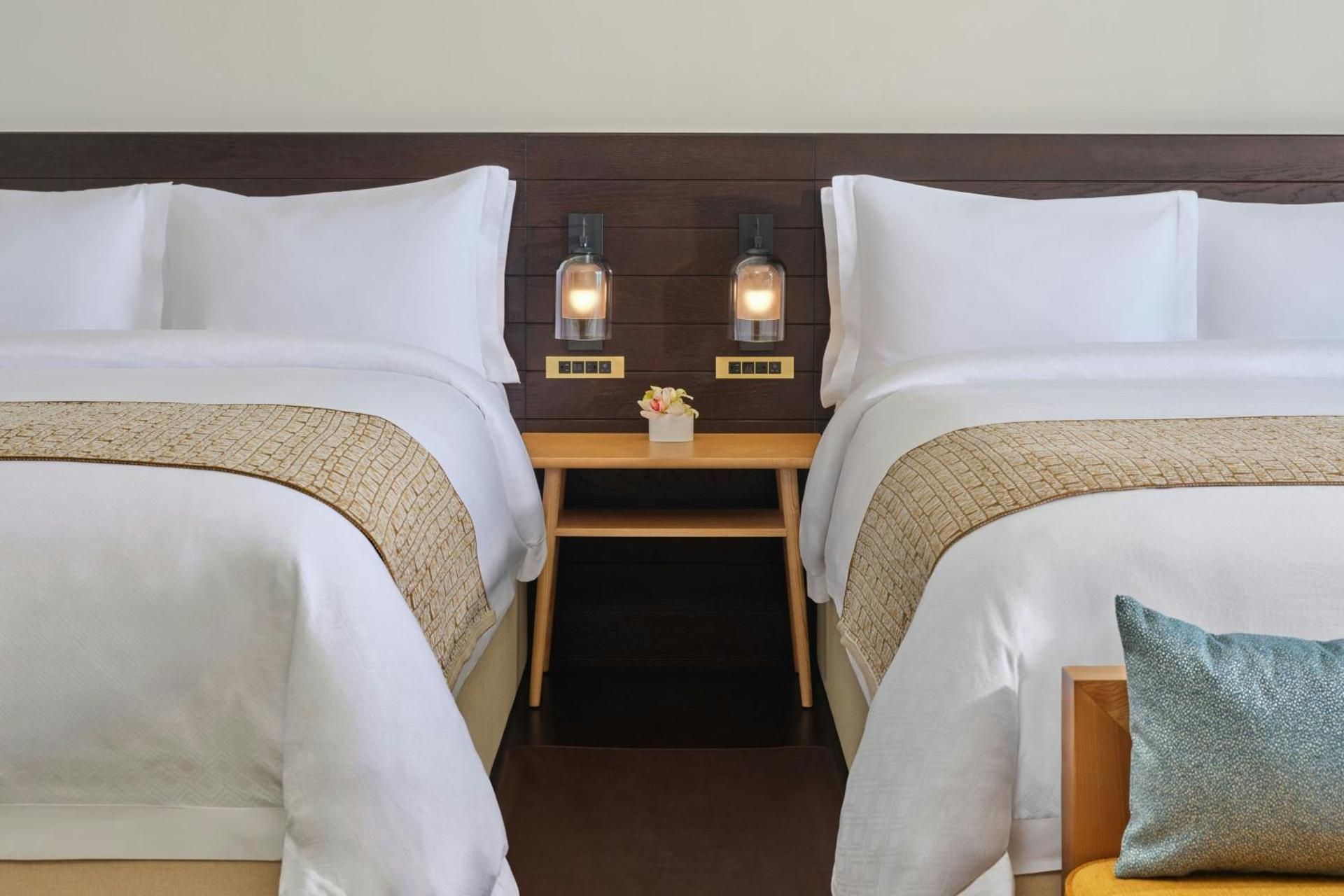 Deluxe Double Room with Two Double Beds, Balcony and Ocean View