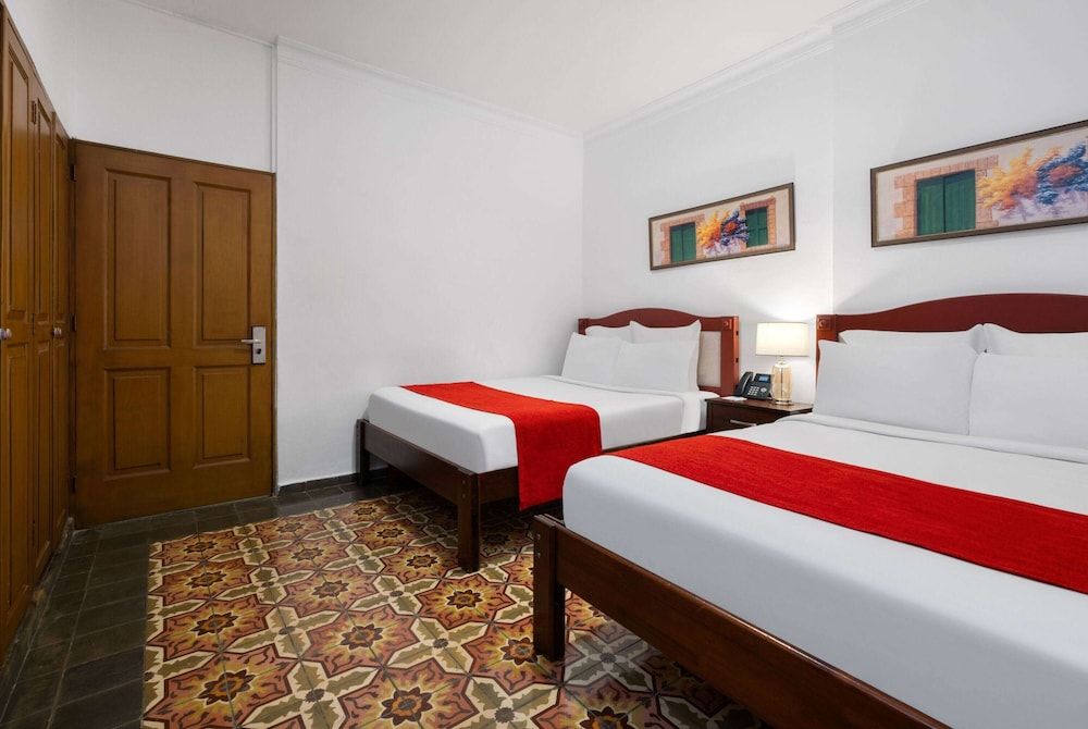 Room, 2 Queen Beds, Non Smoking