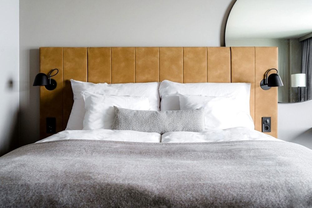 Clarion Hotel Helsinki Airport Standard Room, 1 King Bed, Courtyard View 2