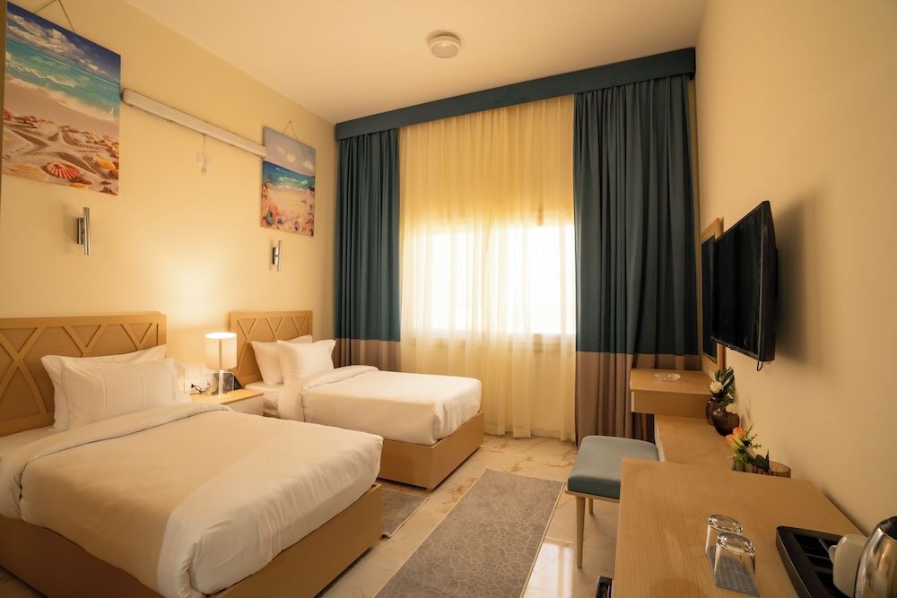Standard Double Room with Garden View