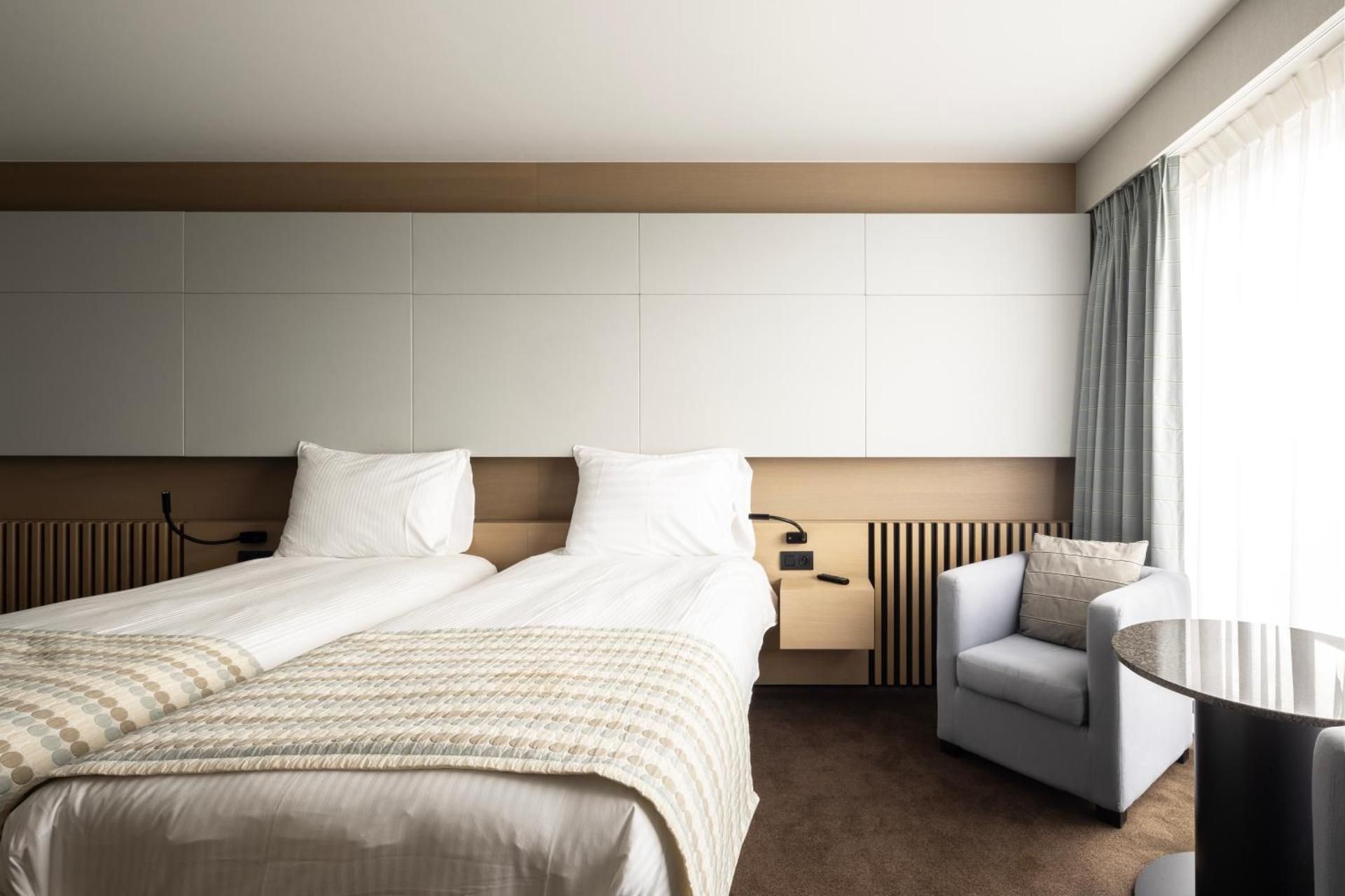 Standard Twin Room with Sea View - Pet Free Room