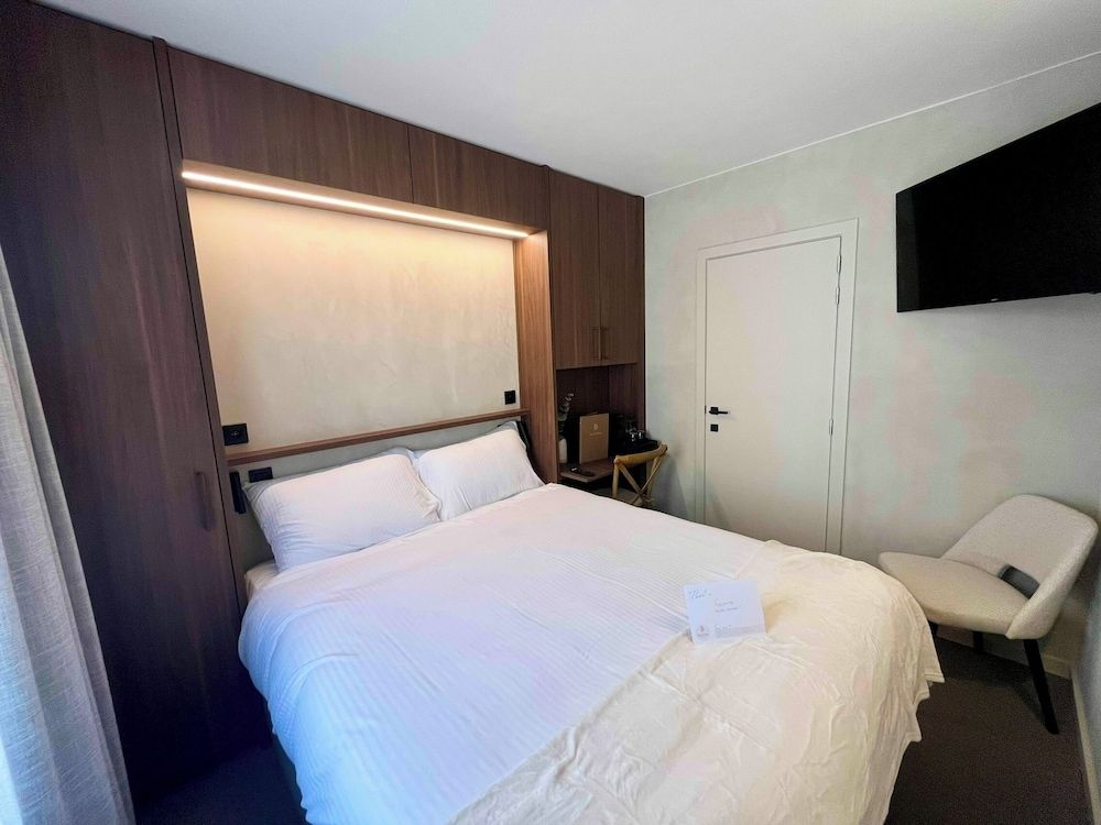 Economy Single Room