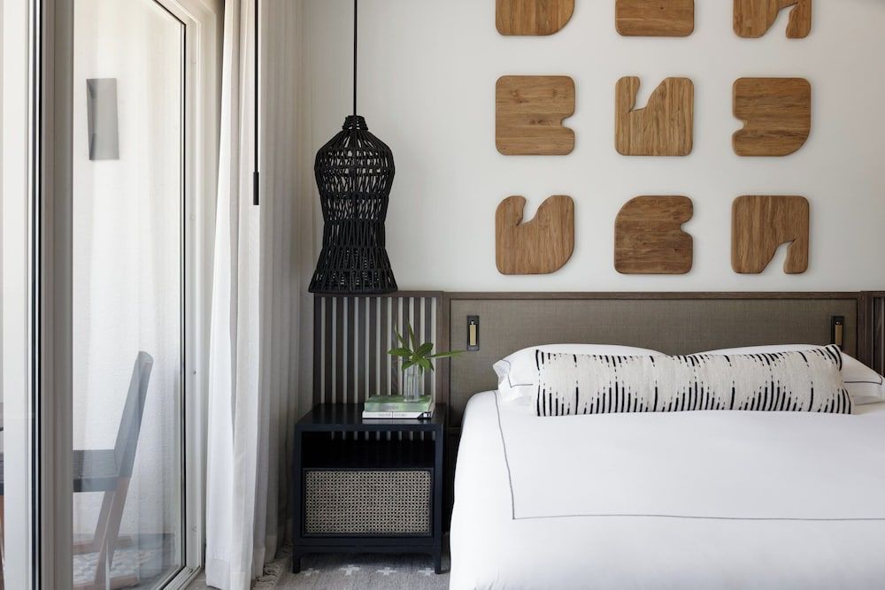 Premium Room, 1 King Bed, Ocean View, Corner