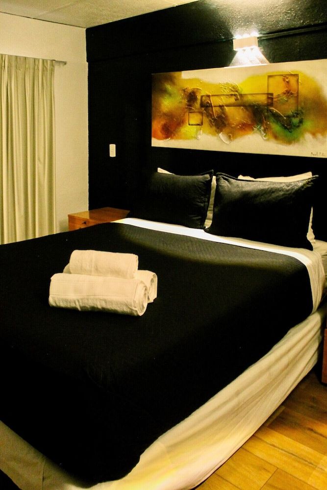 Hotel Sonetto Basic Double Room 4