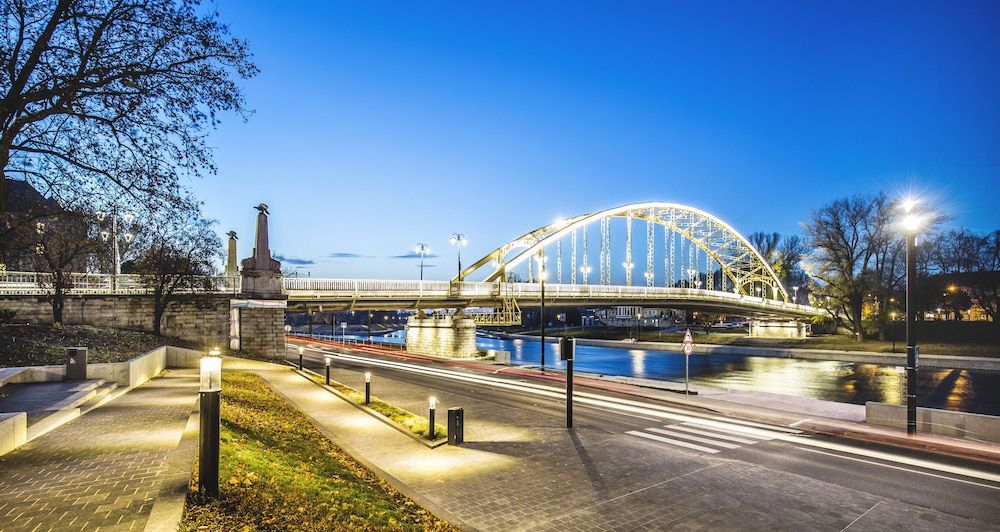 Hotel Domus Collis Deluxe Suite, 1 Bedroom, Kitchenette, City View 3