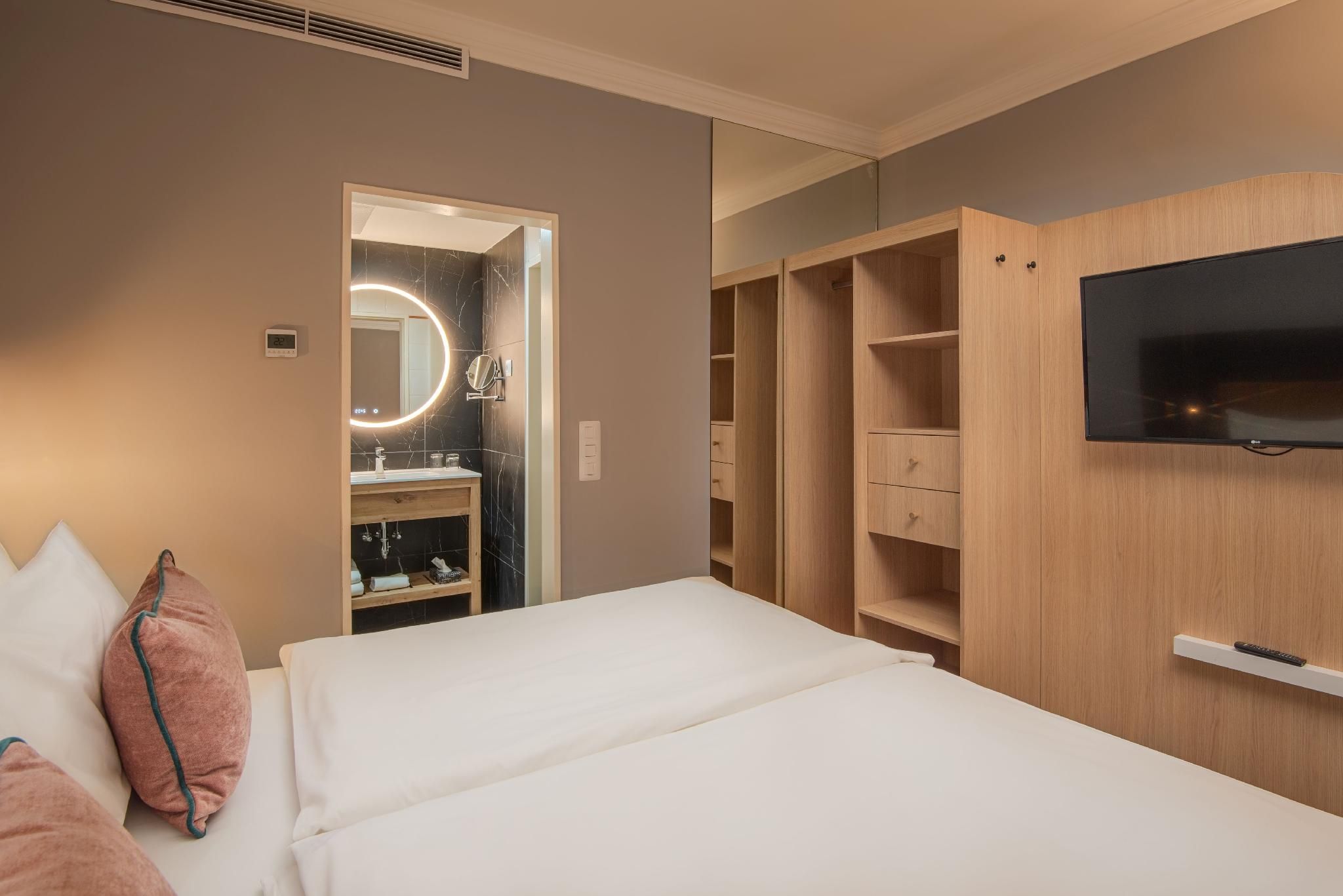 Castrum Hotel**** Székesfehérvár Junior Suite