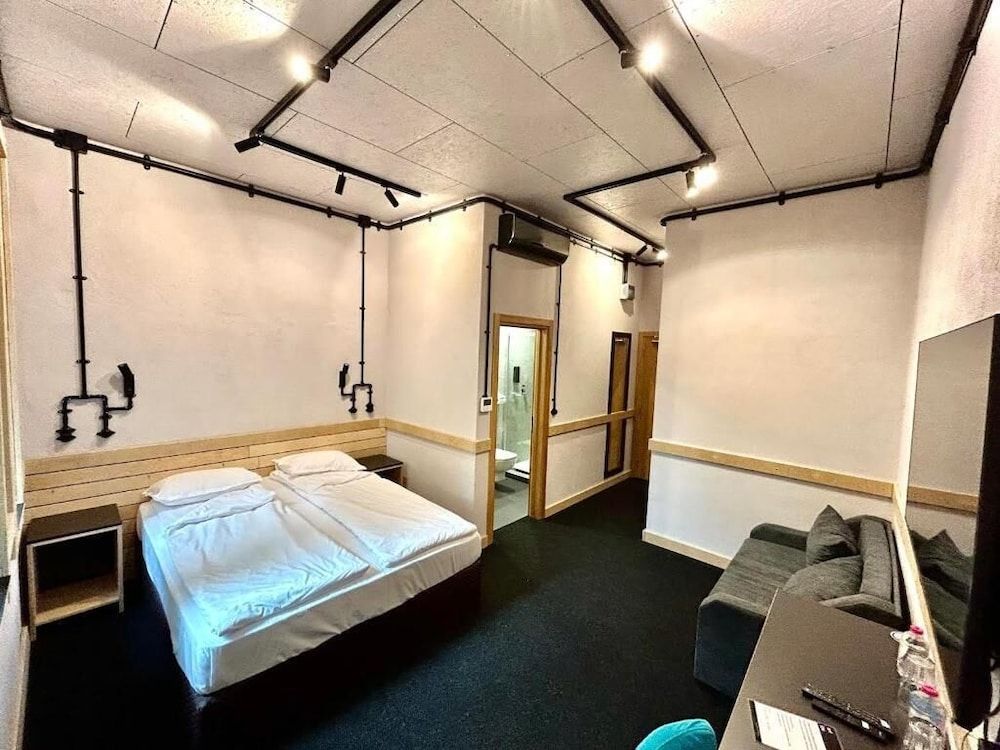 ART HOTEL 158 Comfort Room 2