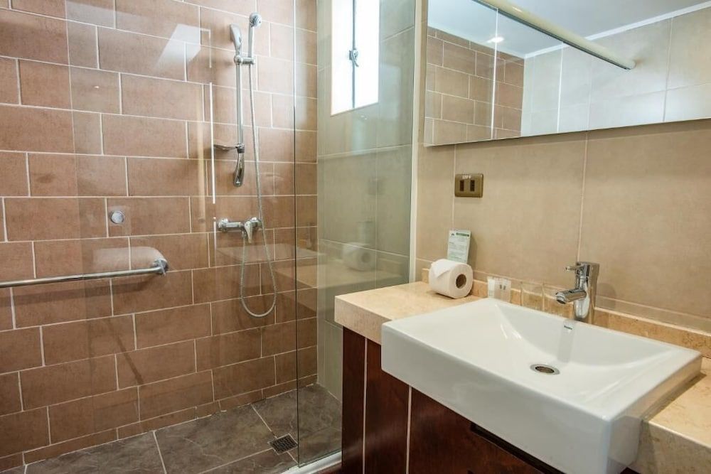 Hotel Libertador Standard Double or Twin Room 8