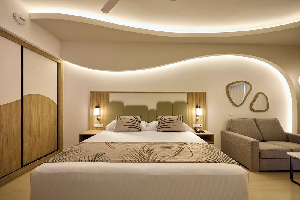 Hotel Riu Palace Aquarelle - All Inclusive Junior Suite (Swim-Up | 18+ | B2C-US)