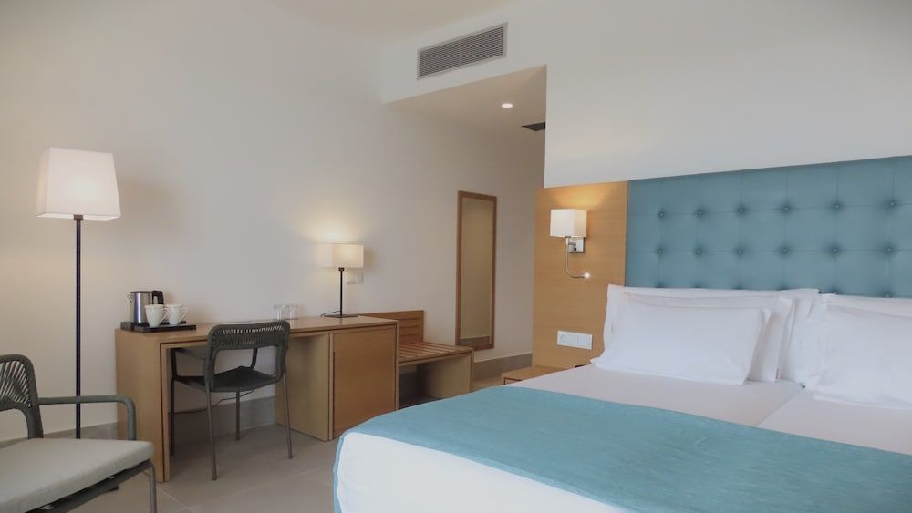 Barceló Praia Cape Verde Deluxe Room, Sea View 3