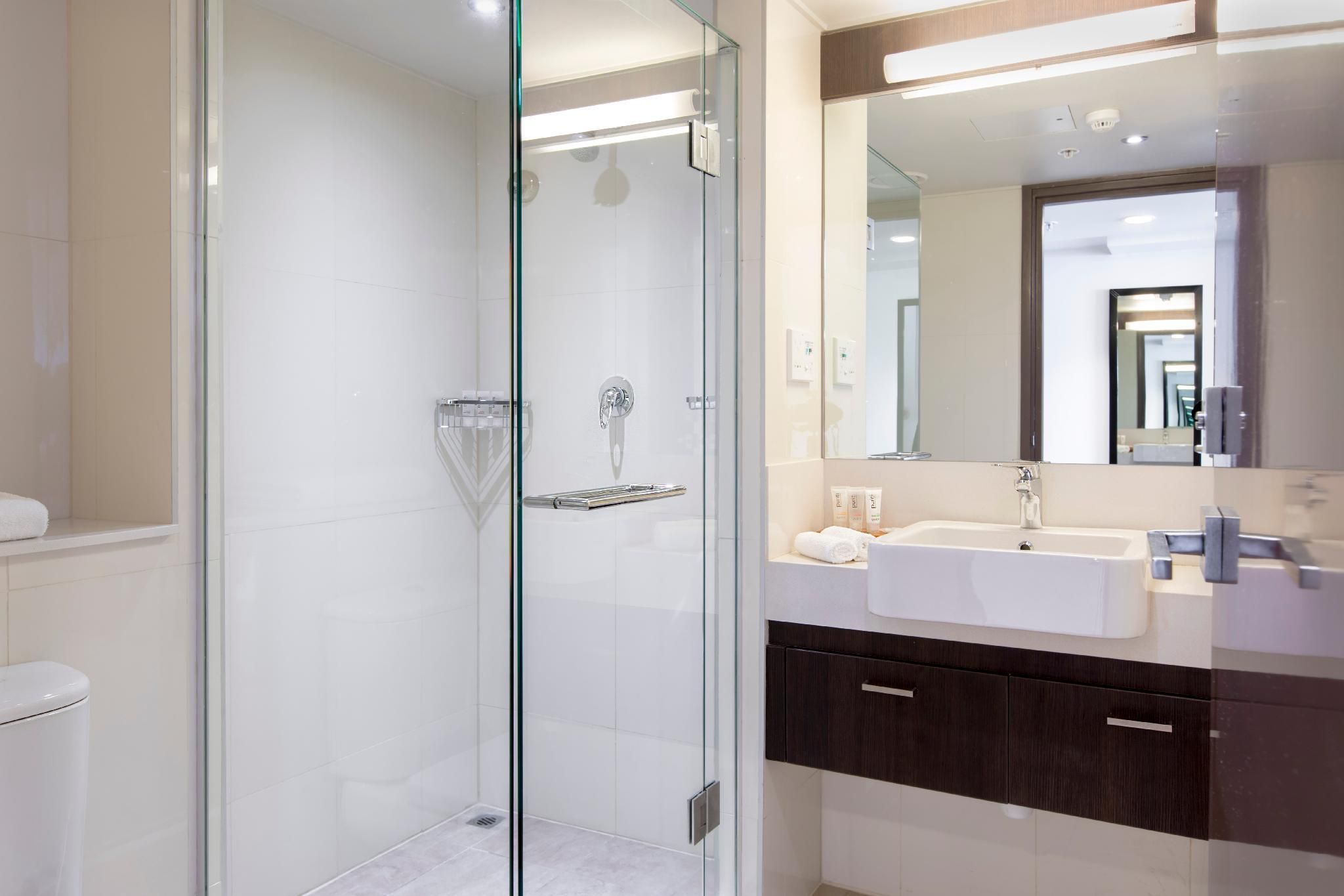 Quest Suva Executive Studio 2