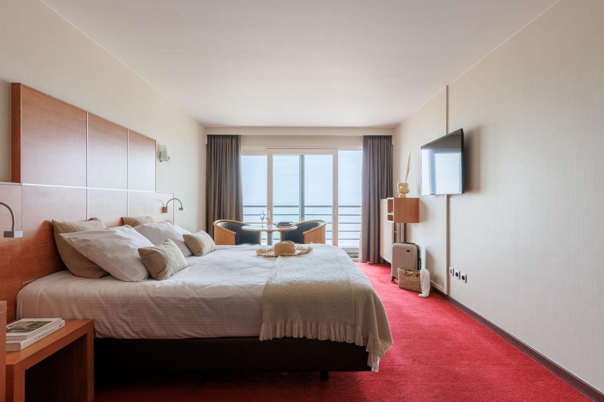 Hotel Riant Séjour by WP Hotels Deluxe Double Room with Balcony and Sea View 8