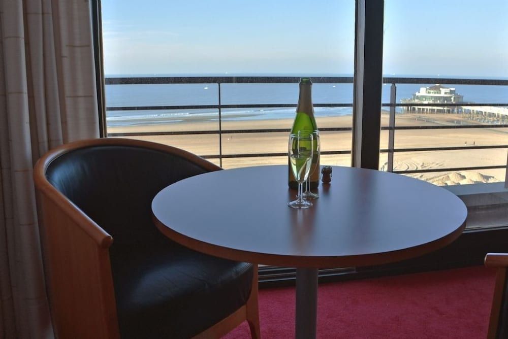 Hotel Riant Séjour by WP Hotels Deluxe Double Room with Balcony and Sea View 9