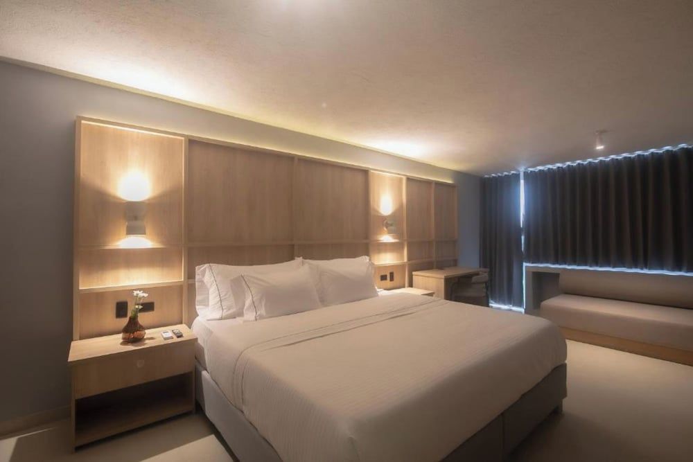 Superior Room, 1 King Bed