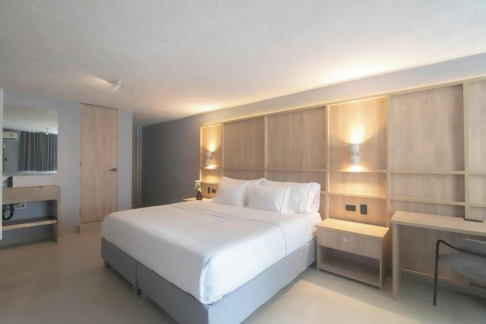 Superior Room, 1 King Bed