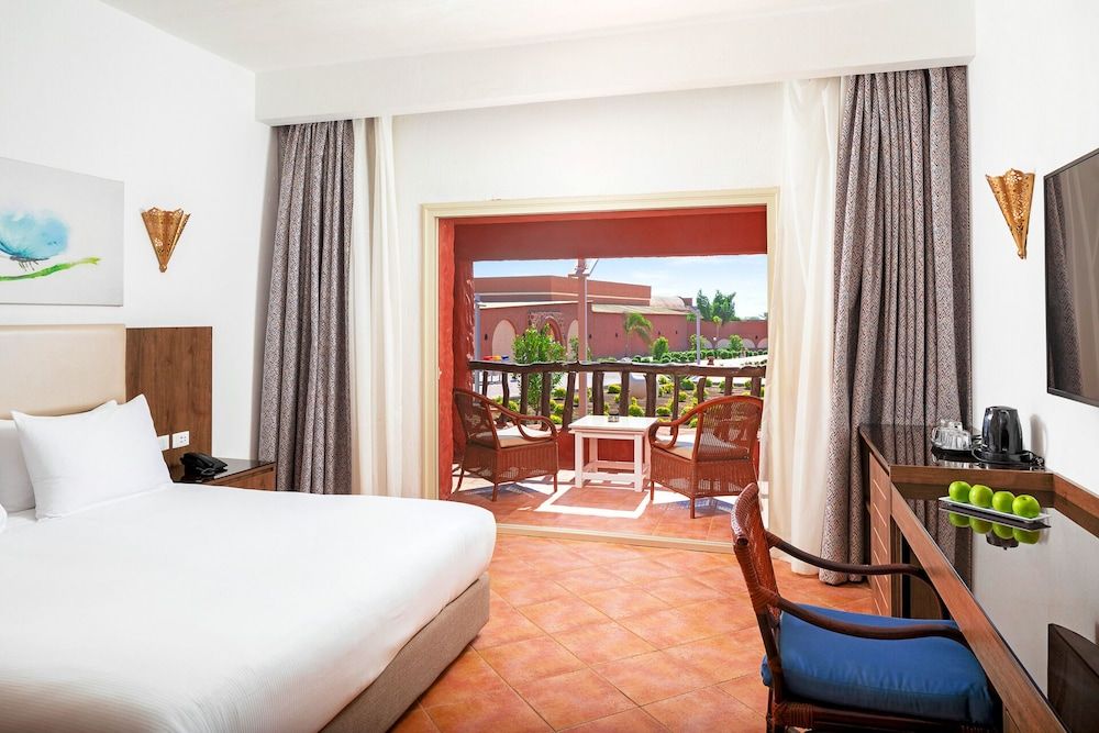Deluxe Double or Twin Room, Sea View