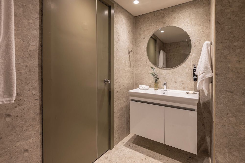 Superior Room, Partial Sea View