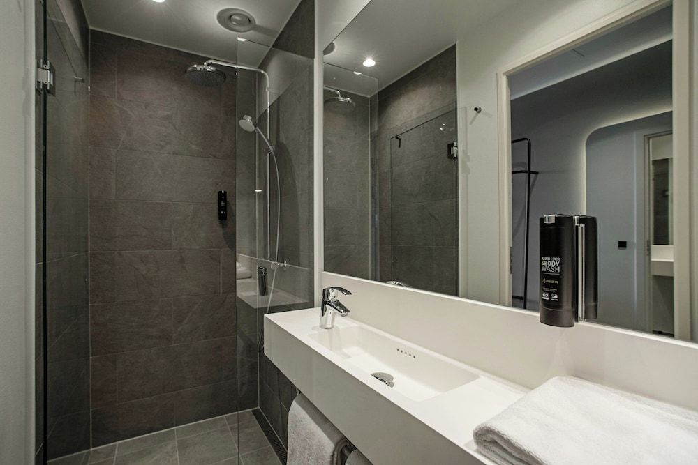 Four Points Flex by Sheraton Horsens Double Room, 1 Double Bed 3