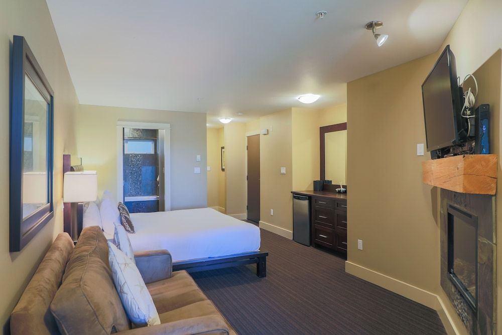 Standard Hotel Room, Queen Bed and Sofa Bed